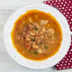 A bowl filled with Crock Por Cassoulet.